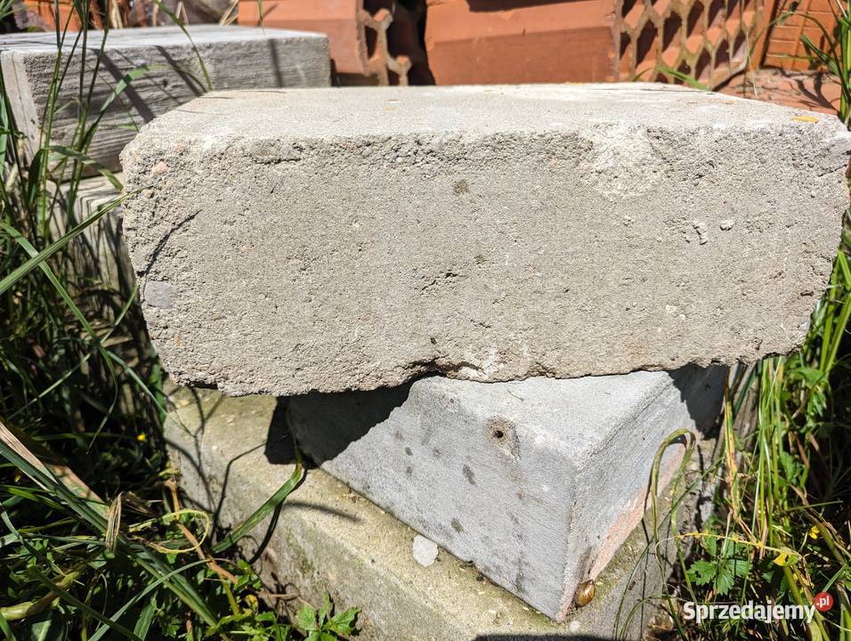 Bloczki betonowe fundamentowe 14 sztuk 12x24x38 Łubniany