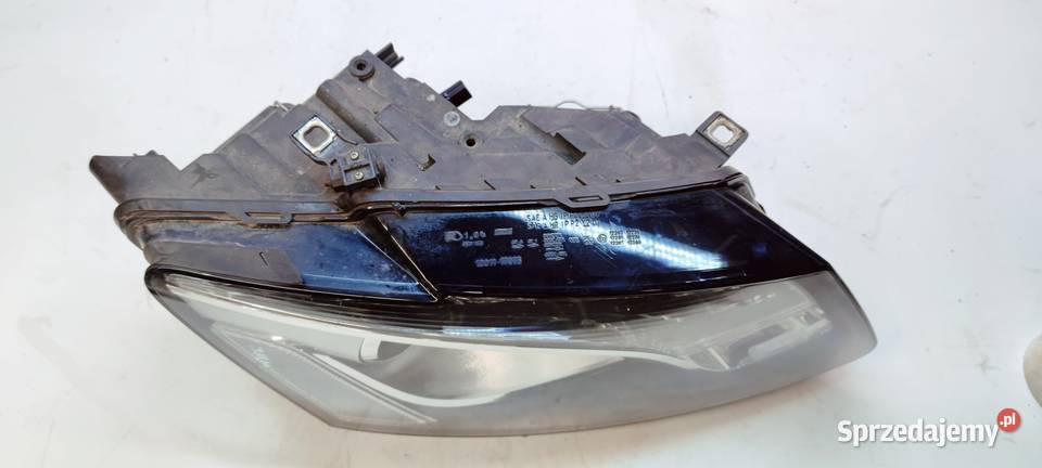 REFLEKTOR PRAWY PRZÓD XENON SKRĘTNY AUDI Q5 8R