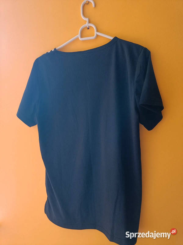 Nowa czarna bluzka tshirt z krótkim rękawem Dąbrowica