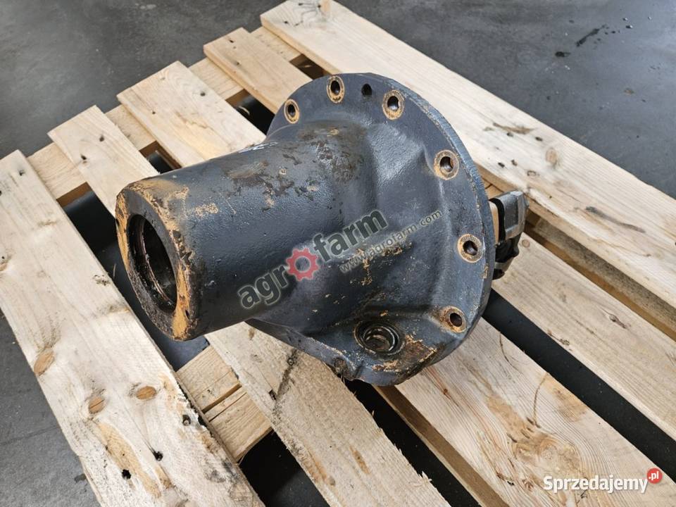 Obudowa dyferencjału FWD Ford 8770 8670 8870 Układ kierowniczy i oś przednia Byków sprzedam