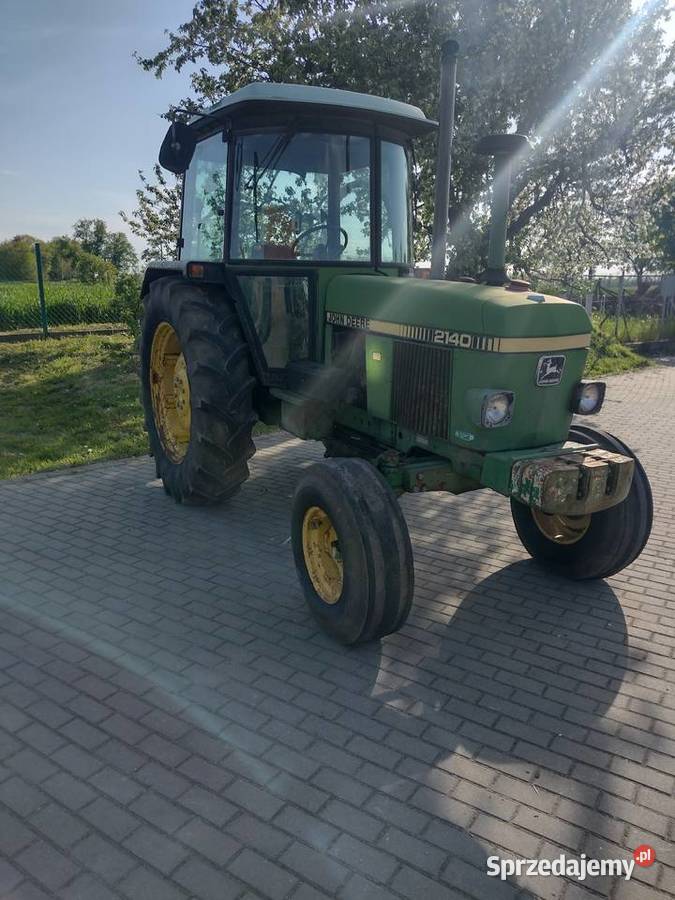 Ciągnik rolniczy John Deere 2140 Sośno