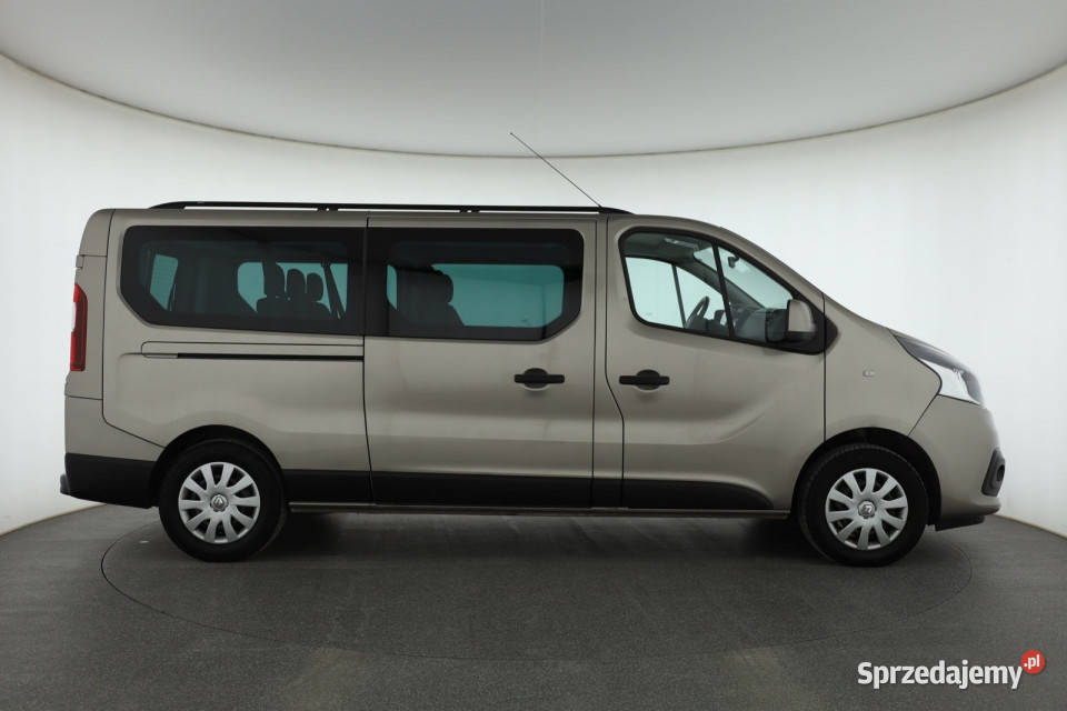 Renault Trafic 16 dCi tempomat mazowieckie Piaseczno