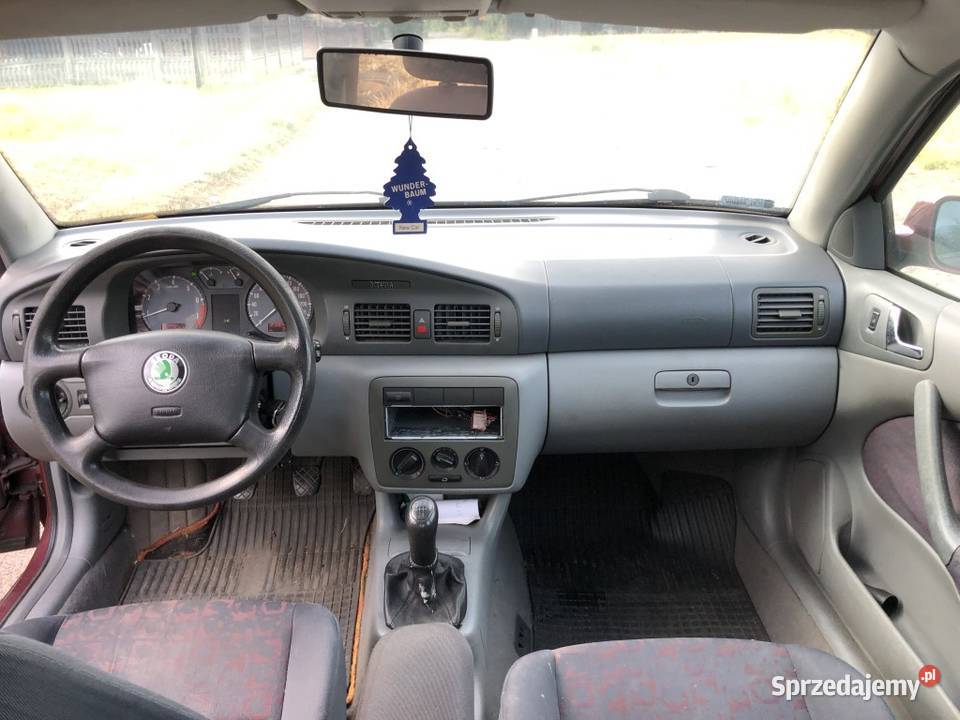 Skoda Octavia 16 MPI Sprawna Technicznie nieuszkodzony Łódź