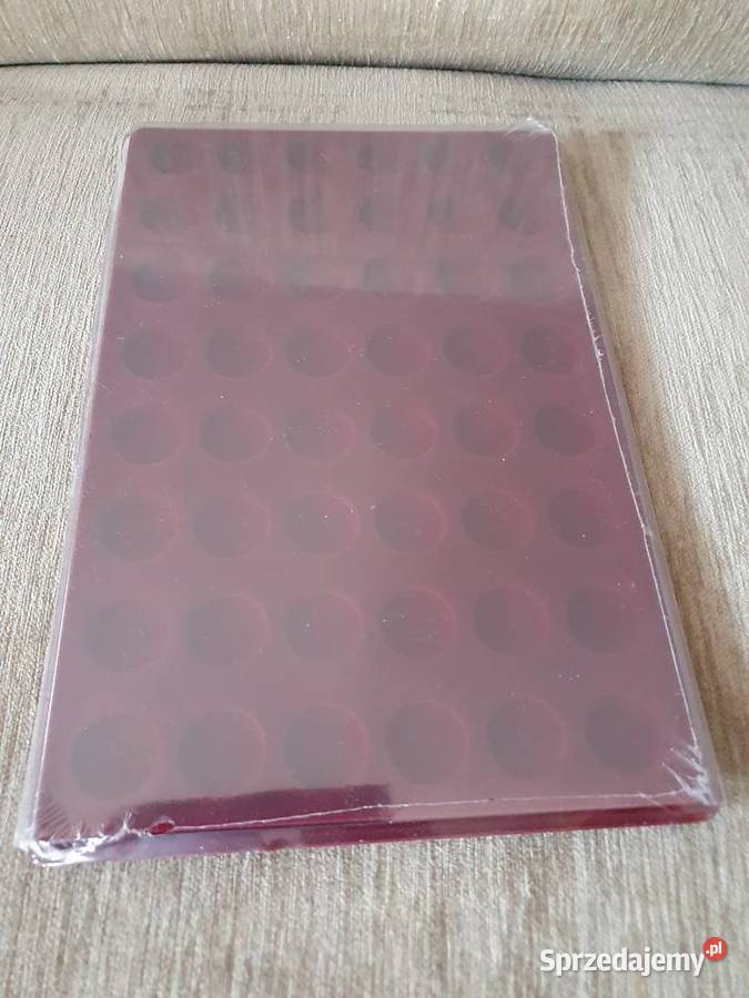 Kuferek na monety 6 palet na 240 monet nowy Andrychów