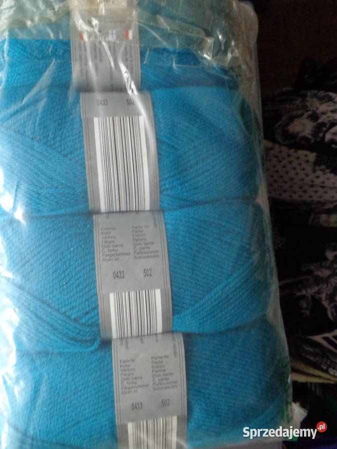 włóczka turkusowa 4 motki 100g acryl wielkopolskie sprzedam