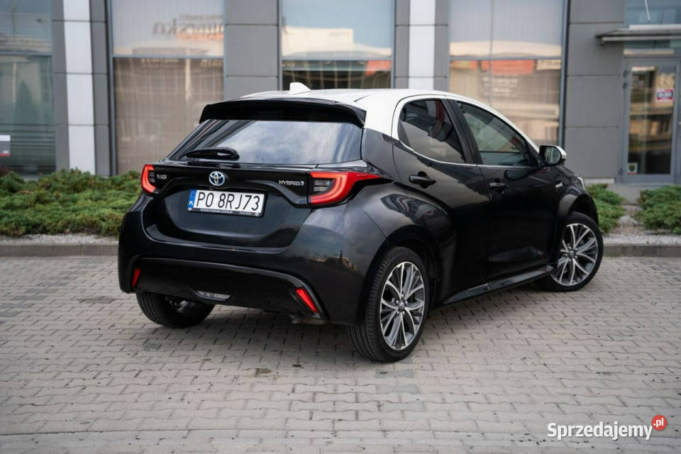 Toyota Yaris Selection Elegance Virtual Półskóra kurtyny powietrzne Kraków