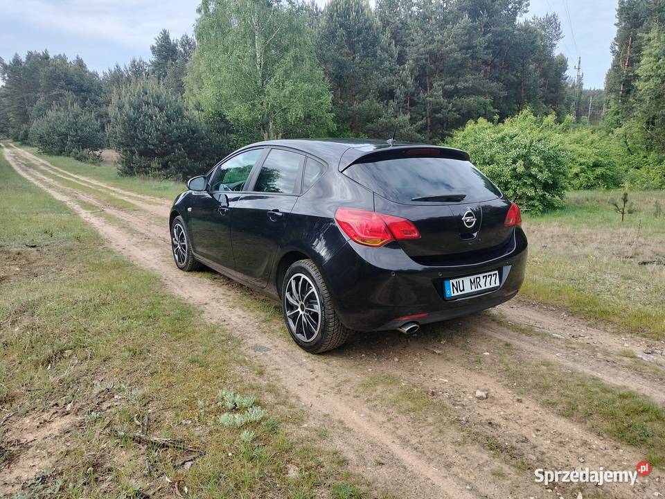 Opel Astra J 14T Benzyna Klima 5 Drzwi z Niemiec Kłobuck