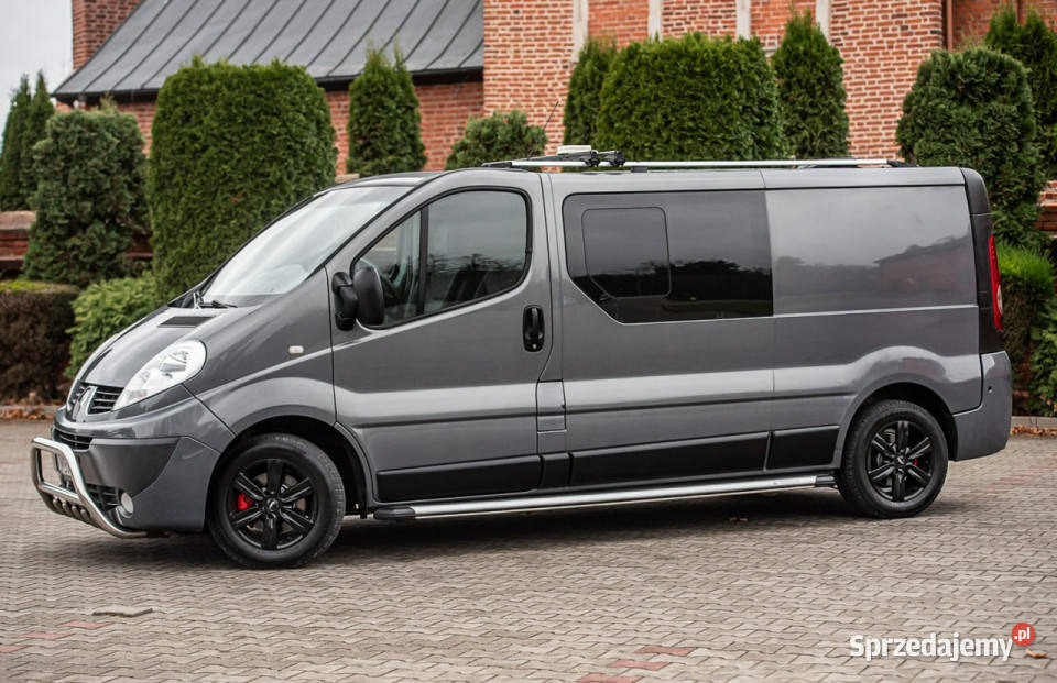 Renault Trafic Techline Automat 25dci 145 5os światła przeciwmgłowe Zwoleń sprzedam