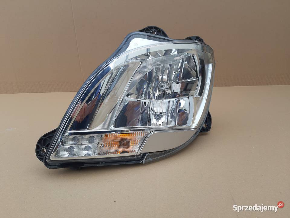 DAF XF 106 REFLEKTOR LEWY H7 LAMPA LED 1939777 Trzciel