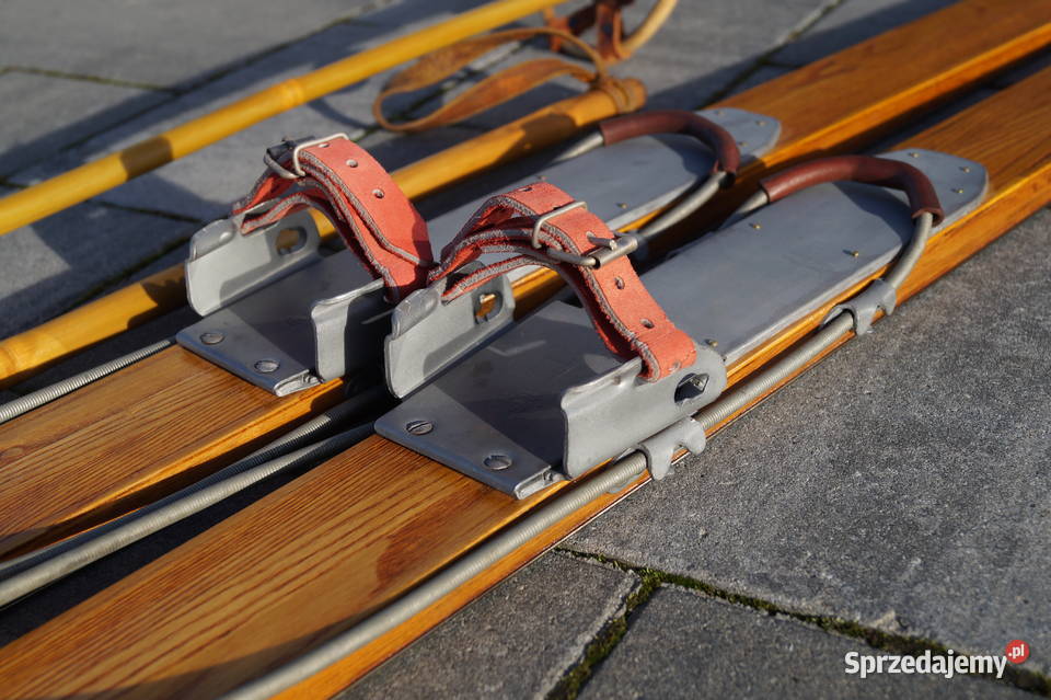 Stare narty drewniane 172 kijki w komplecie Pozostałe Pruchnik