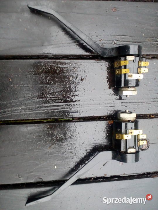 Przełącznik kierunkowskazów i świateł Skoda Strzelin sprzedam