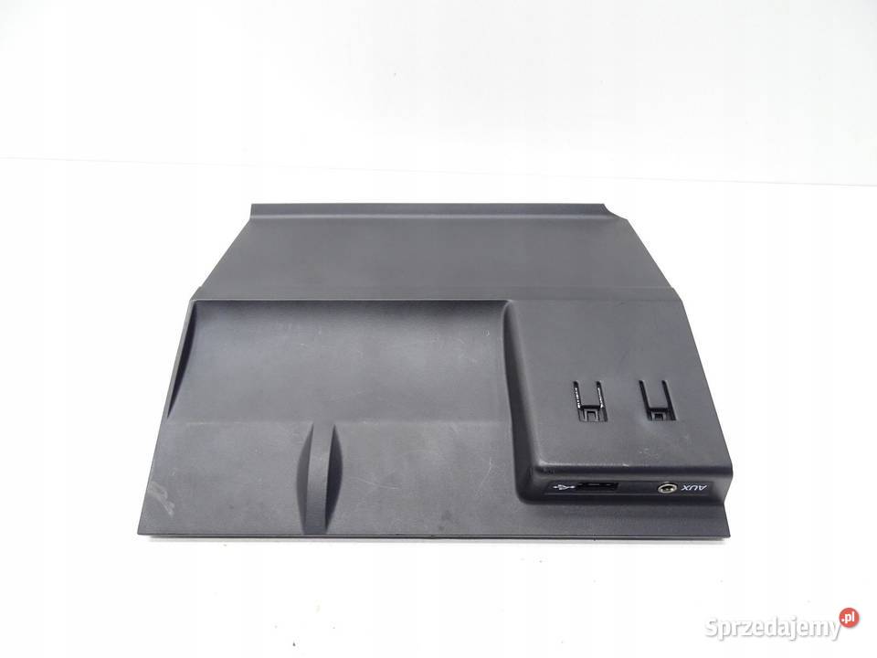 PANEL GNIAZDO PORT USB AUX SKODA OCTAVIA III