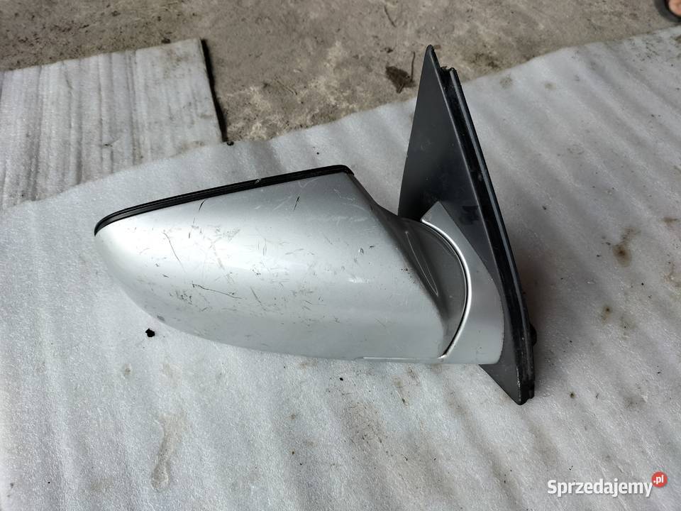 LUSTERKO PRAWE Opel Omega B B2