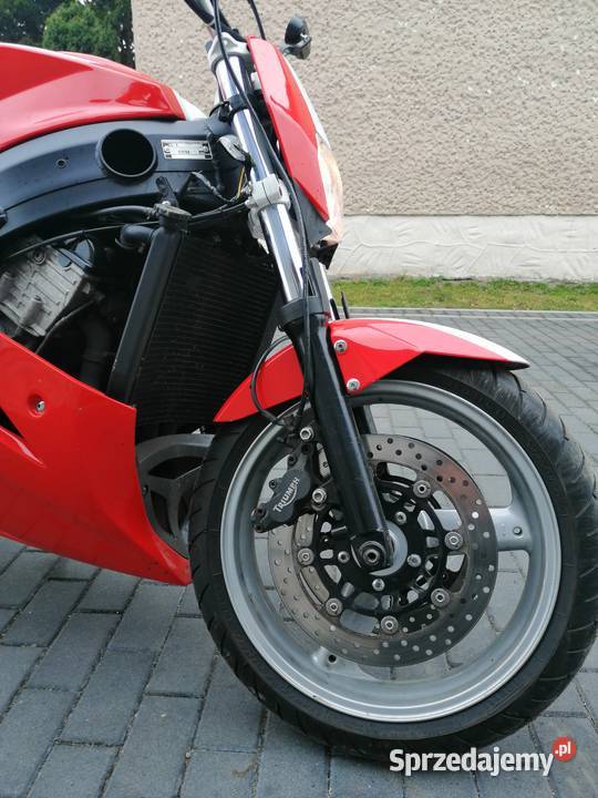Triumph Daytona 600 street