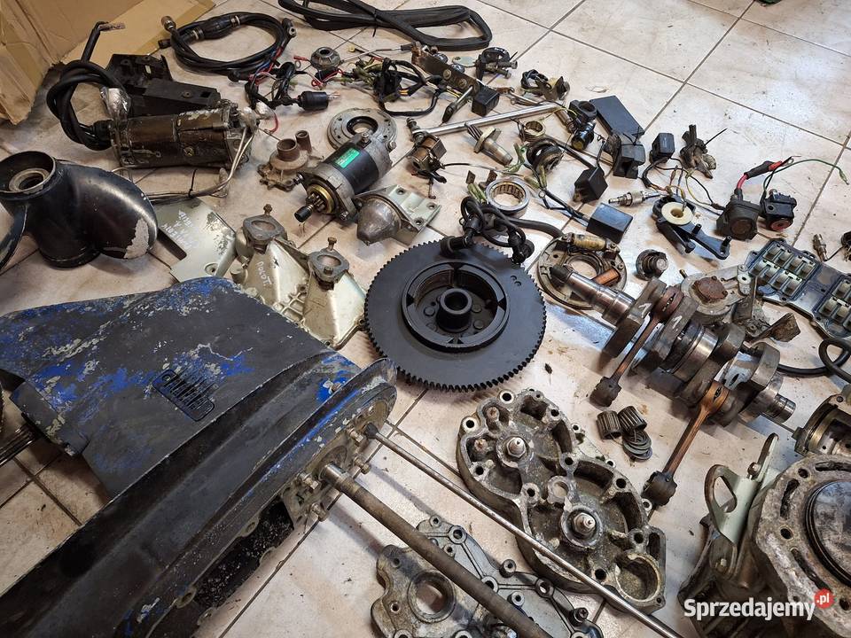 Suzuki DT 50 K silnik zaburtowy części spodzina Pozostałe Jelenia Góra