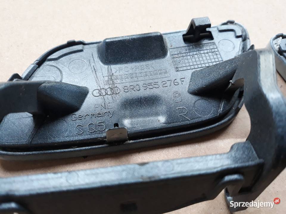 AUDI SQ5 ZAŚLEPKA SPRYSKIWACZA PRAWA 8R0955276F