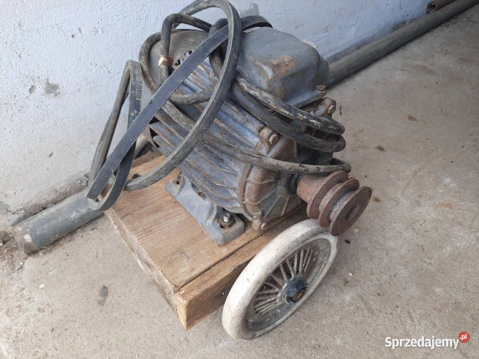 Śrutownik z silnikiem 15 kW 380V