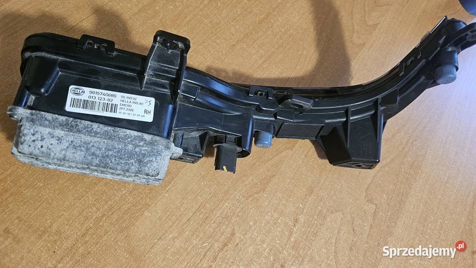 Światło Led prawe w zderzak Ds7 9815740680 Dzierżoniów sprzedam
