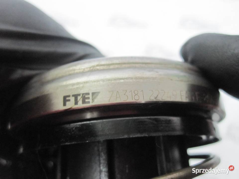 CORSA D 12 16V 10r wysprzęglik F804053 osobowe sprzedam
