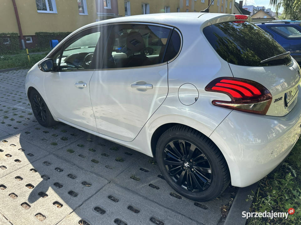 Peugeot 208 Automat liftingu 1 włpolski salon 4/5