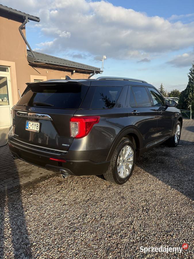 Ford Explorer Platinum 23 Benzyna 301 Automat Dolna Grupa