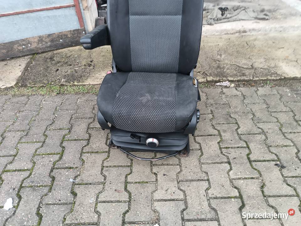 Fotel kierowcy pompowany zwykly sprinter 906 Fotele i kanapy lubelskie Wołoskowola