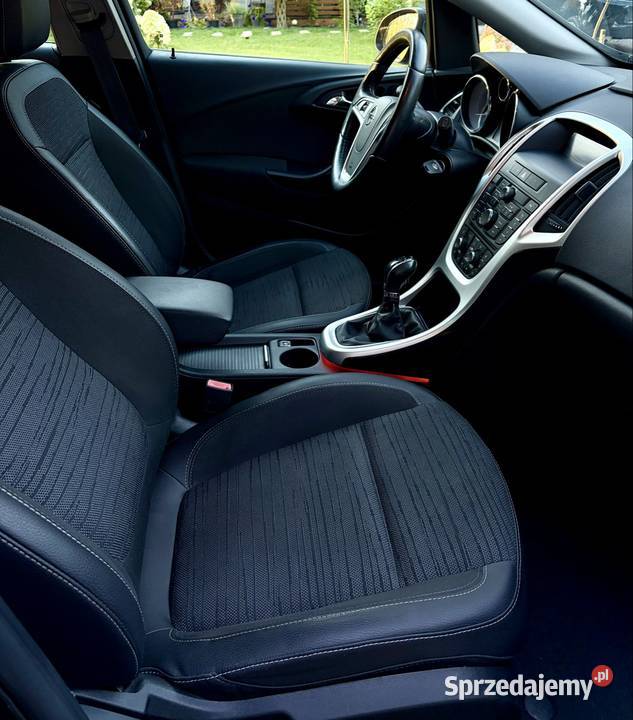 Opel Astra J 2015 134 000 Bezwypadkowa garażowany sprzedam