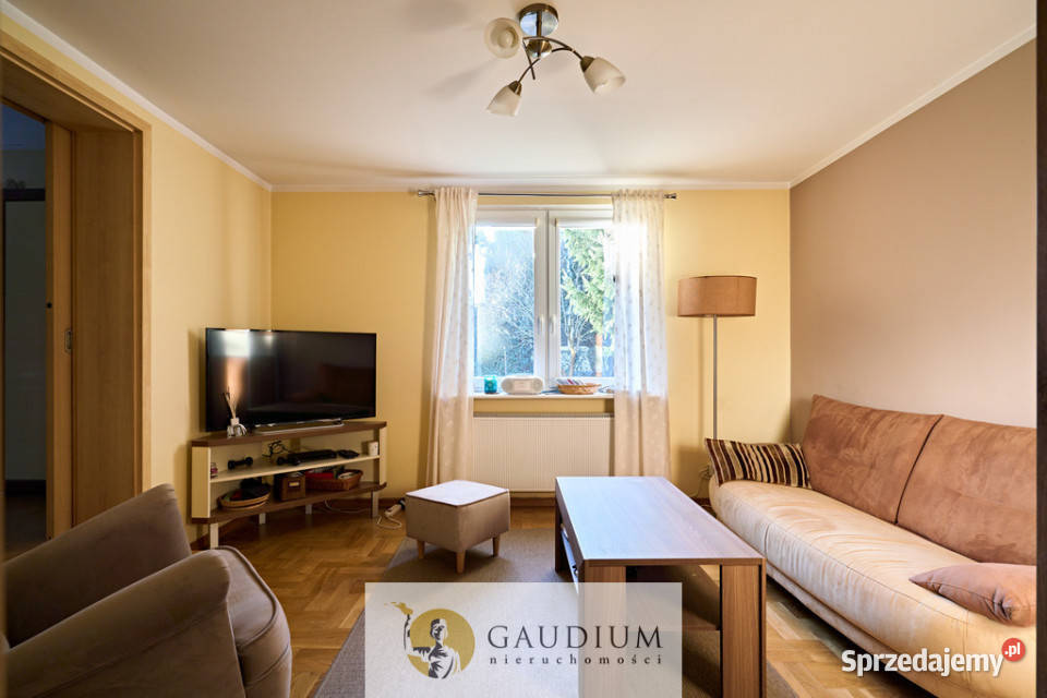 Kameralny dom w Rumi piwnica Sprzedaż Rumia