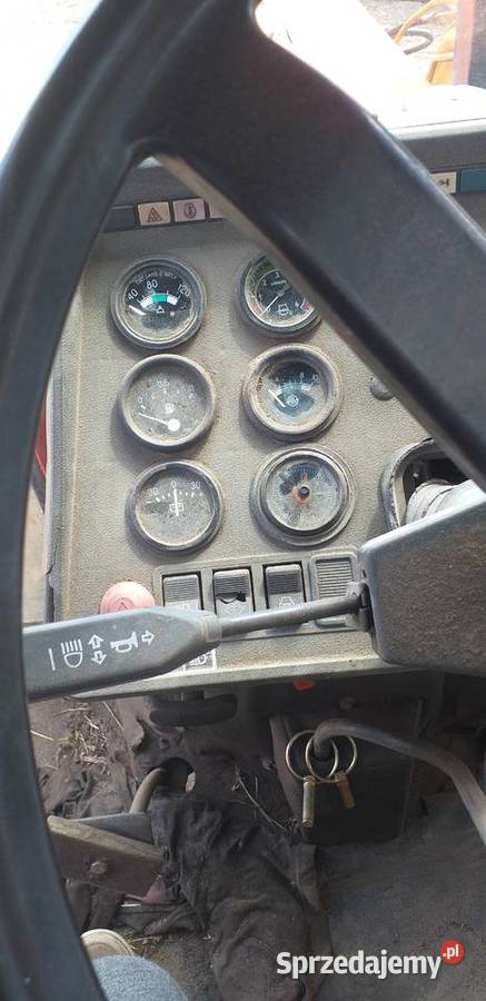 Mtz 82 z turem faucheux Ładowacz czołowy Sieradz