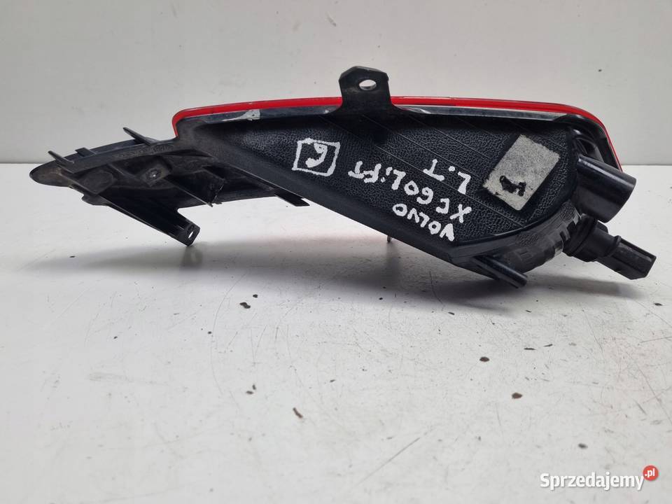 Volvo XC60 LIFT 1317r TYLNIA TYLNA LAMPA osobowe Janów