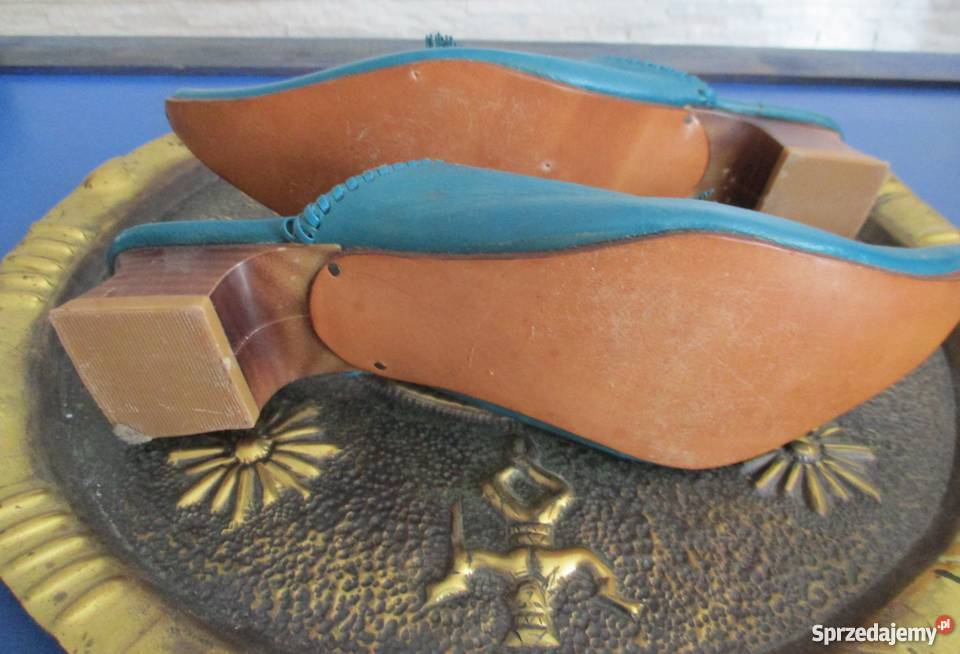 CIŻEMKI SKÓRZANE Pozostałe Nieporęt