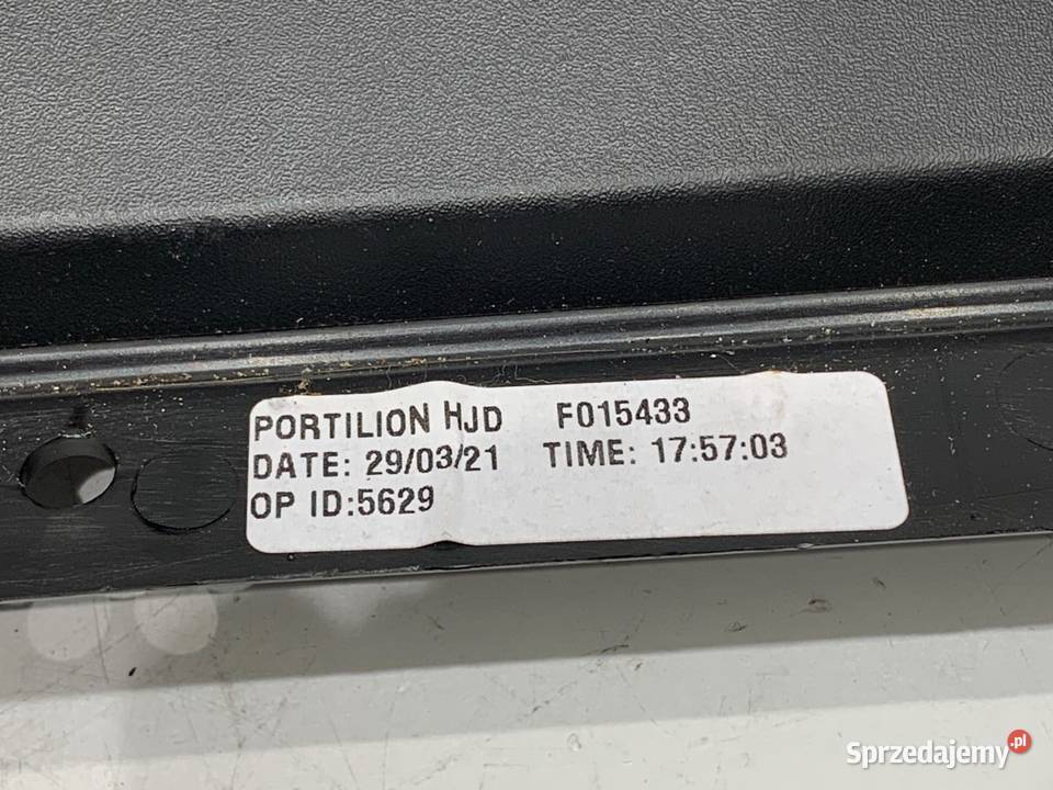 SCHOWEK PASAŻERA DACIA DUSTER SUV PÓŁKA DESKI