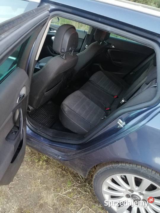 Opel Insignia 20 CDTI 130 super stan wyposażenie manualna wielkopolskie Konin
