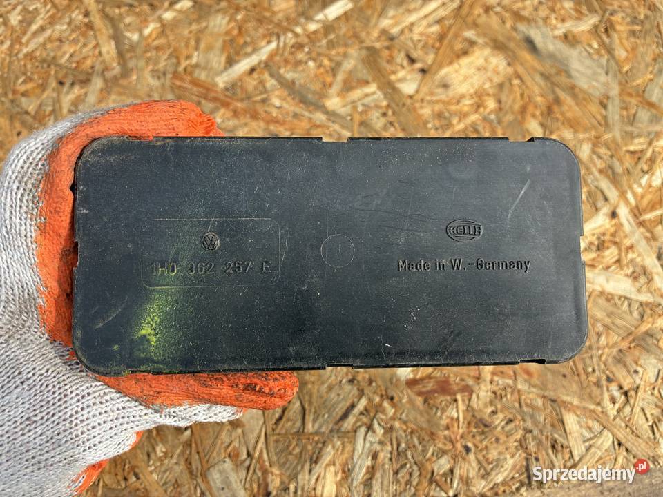 Pompka Zamka Centralnego Audi 80 B4 Wisznice sprzedam