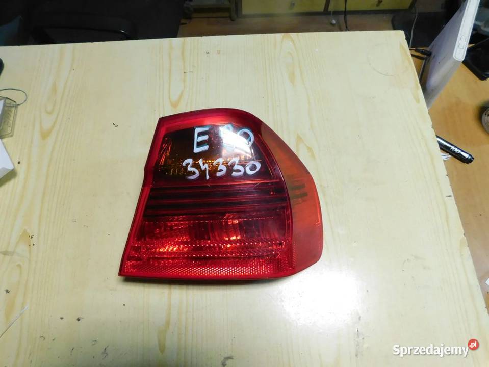 BMW 3 E90 lampa prawa 34330 WYSYŁKA Żory