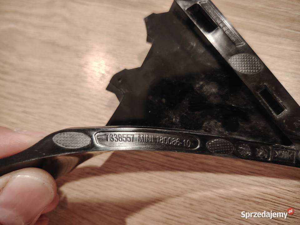 Zaślepka lewa spoilera F56 Mini Cooper s 7338557 Książenice sprzedam