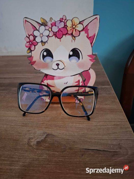 Uchwyt stojak na okularykotek Wąbrzeźno