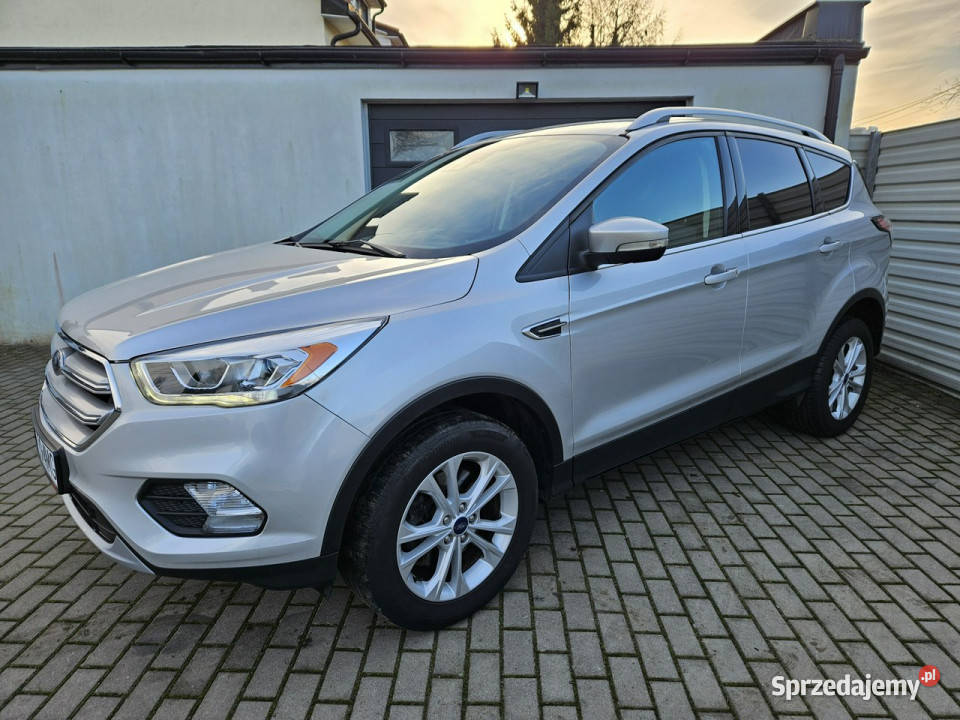 Ford Kuga 15 HDi 120 BEZWYPADEK wyposażony PEŁNA światła przeciwmgielne pomorskie Gdynia