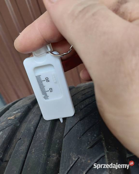 Opony 245 45 19 Trzyciąż