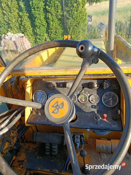 Koparko ładowarka MF50B Rok produkcji 1980