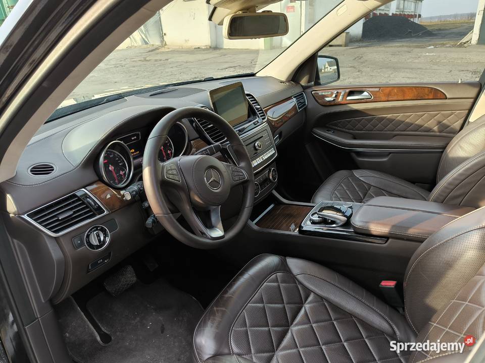 Mercedes GLS 550 AMGDesigno 120kkm2018r czarny Pierzchnica