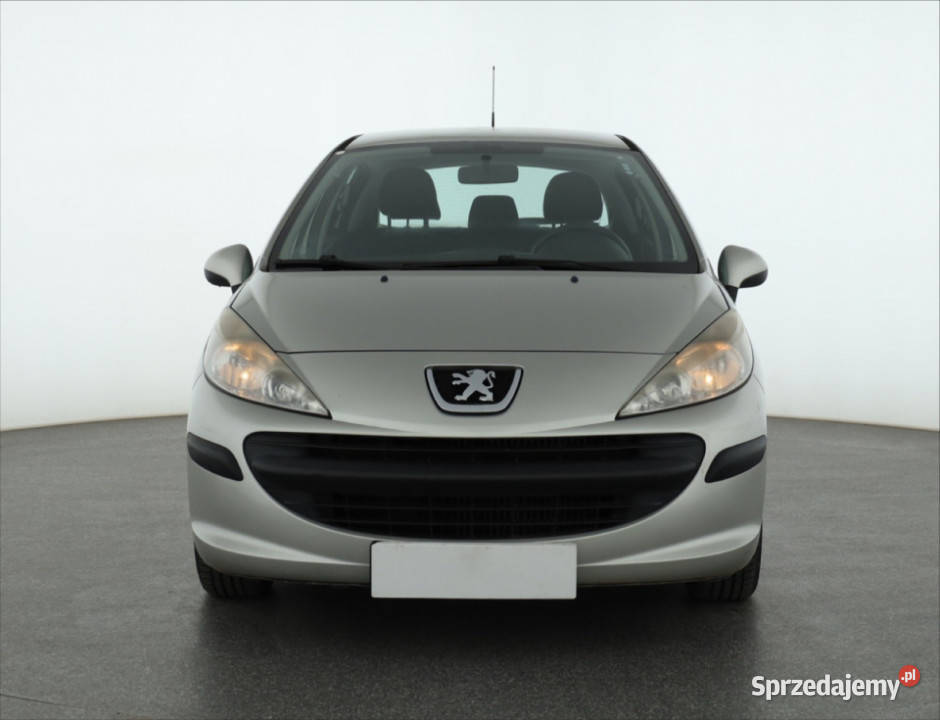 Peugeot 207 14 16V benzyna