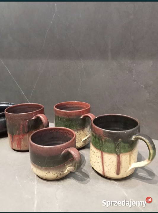 Zestaw 10 ceramicznych przedmiotów użytkowych