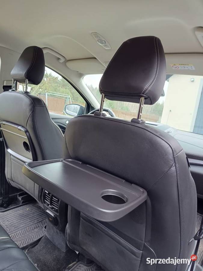 Ford Kuga Vignale relingi dachowe Staszów