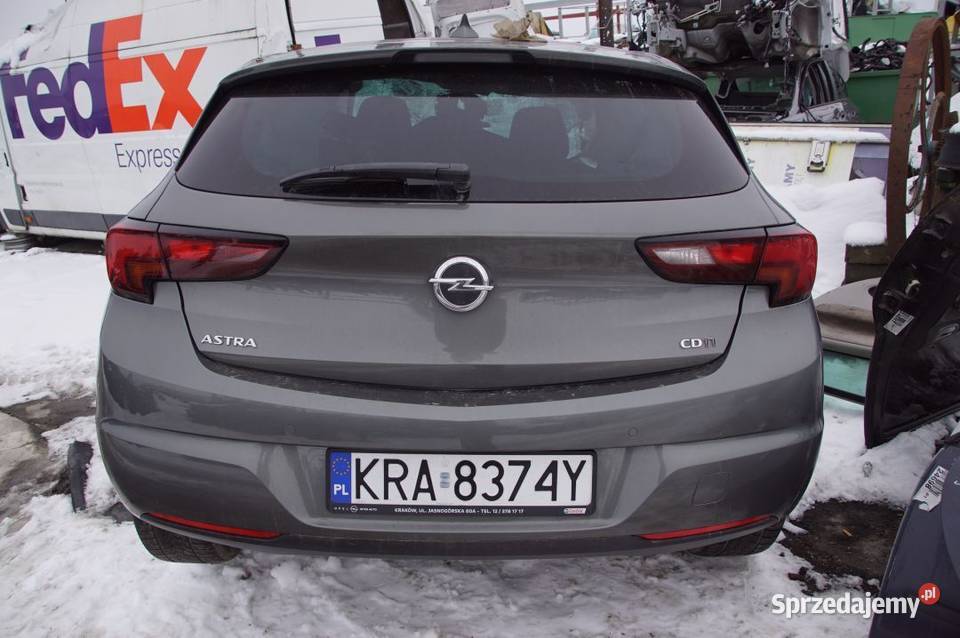 ZDERZAK TYŁ OPEL ASTRA K Z10A HATCHBACK Lipno