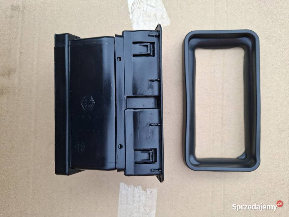 Kratka nawiewu powietrza kratki Fiat 126p Maluch osobowe Strzelce Opolskie