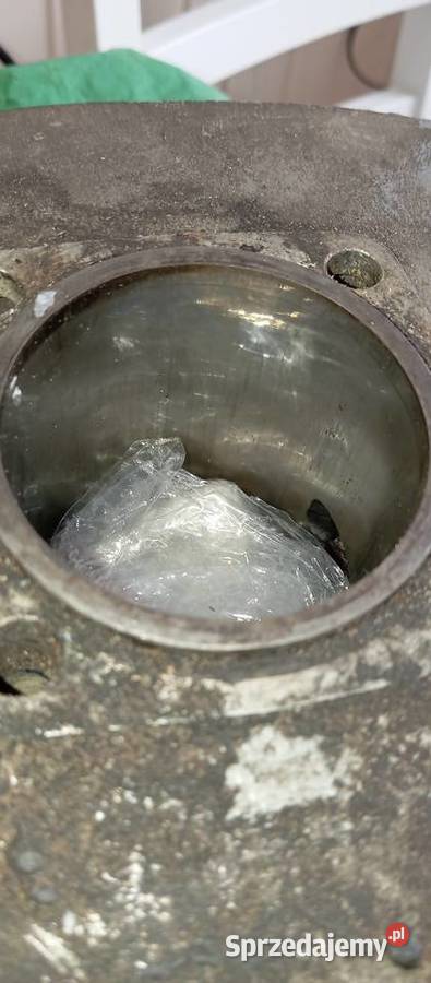 Cylinder WSK 175 060 Wągrowiec sprzedam