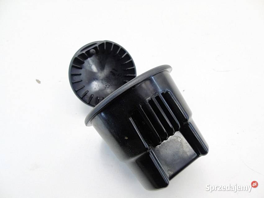 POPIELNICZKA ŚRODKOWA FOCUS MK3 III KOMBI Pozostałe Sosnowiec