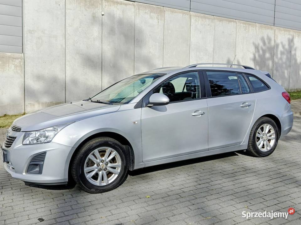 Chevrolet Cruze 16 Kombi radio Sadlinki