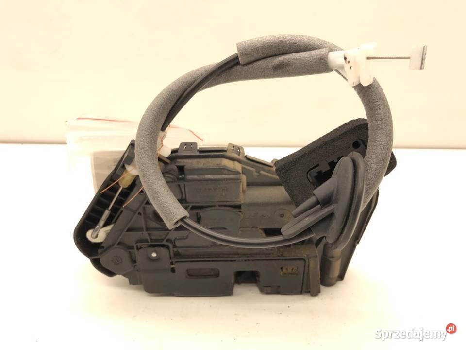 ZAMEK DRZWI PRAWY PRZÓD VW CADDY V Minivan